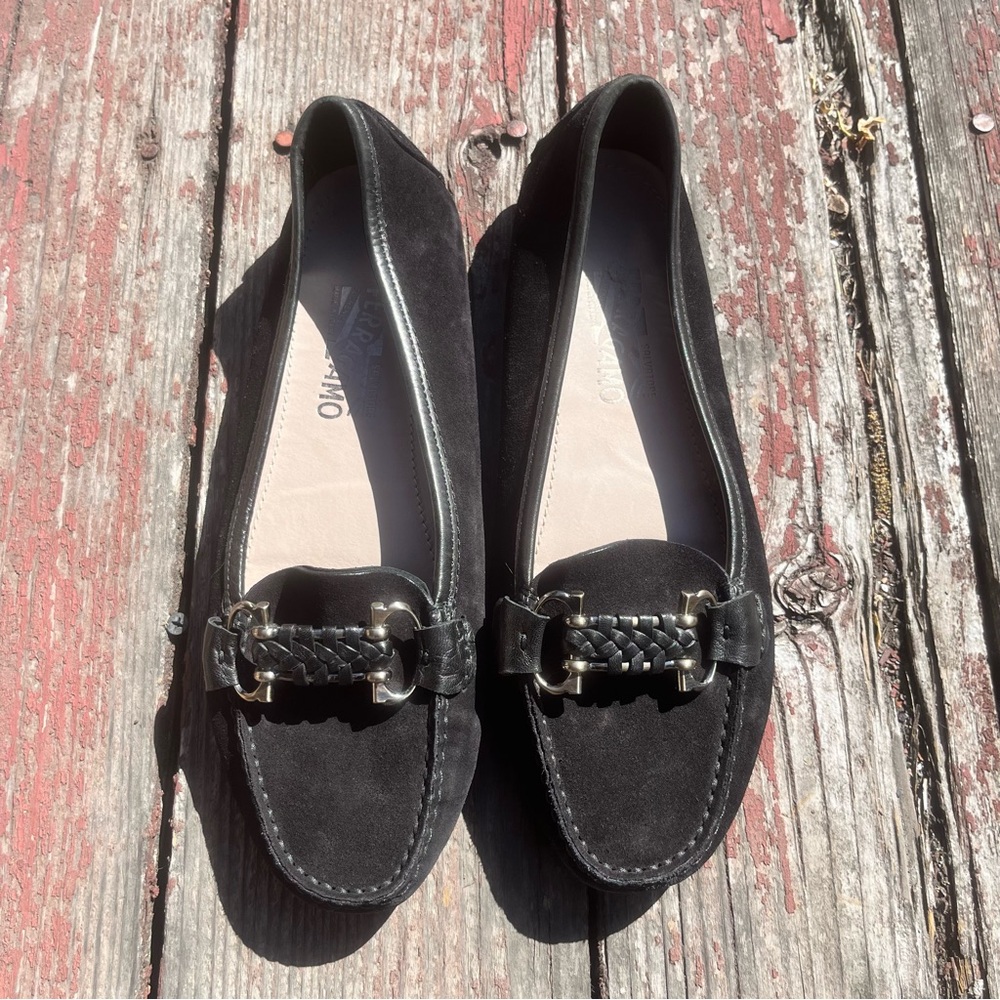 Salvatore Ferragamo Womens Suede Lubiana Driving Loafer Flats Gancini Ornament